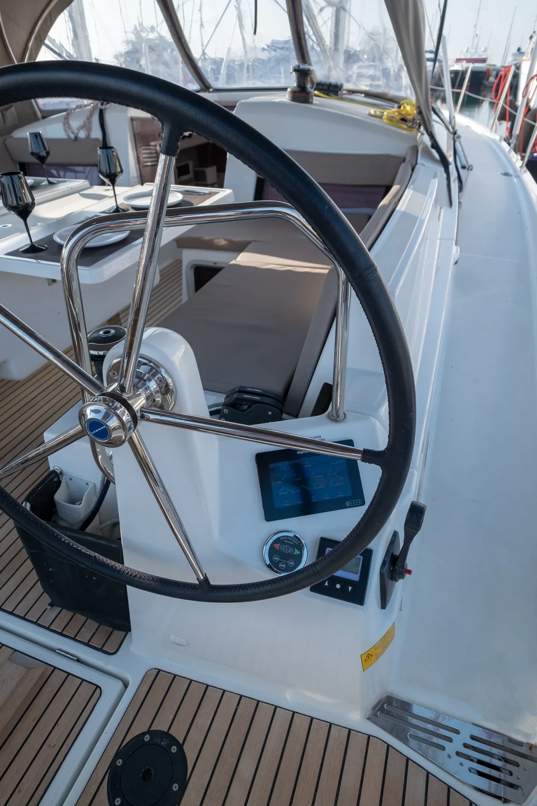 Yacht JEANNEAU Sun Odyssey 440 - Loleta - Foto 16