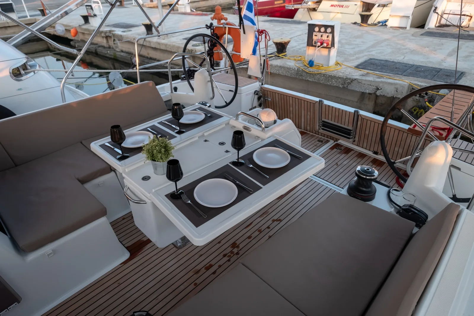 Yacht JEANNEAU Sun Odyssey 440 - Loleta - Foto 20