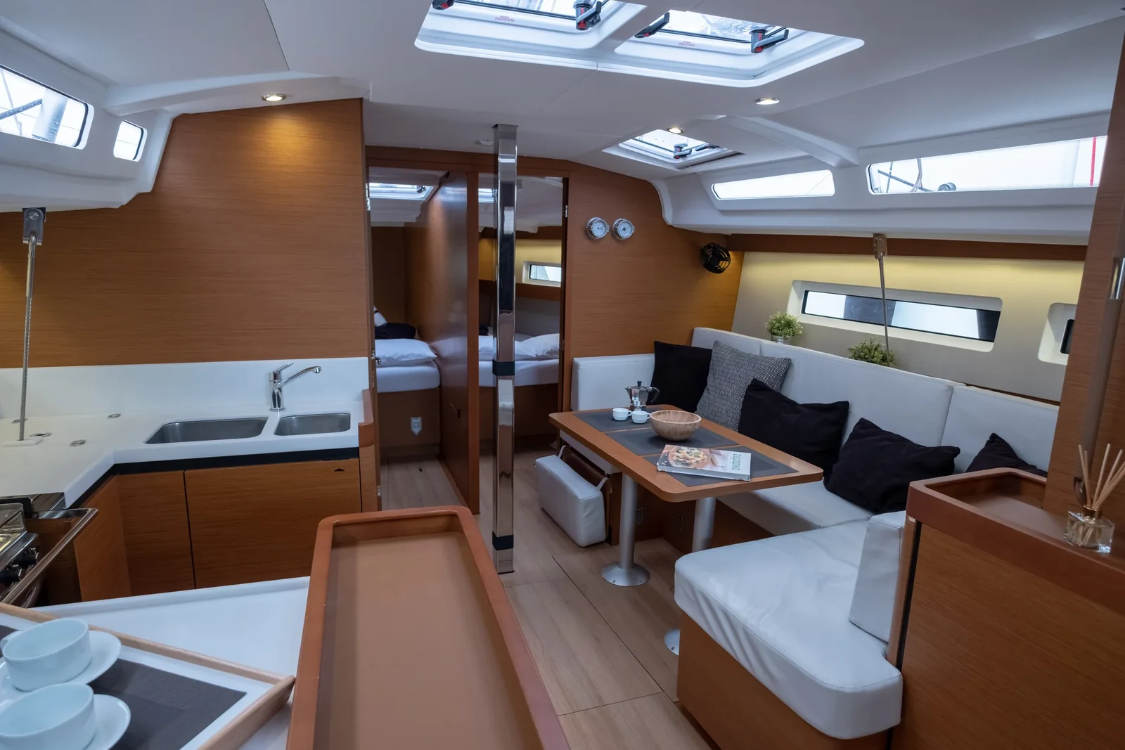 Yacht JEANNEAU Sun Odyssey 440 - Loleta - Foto 32