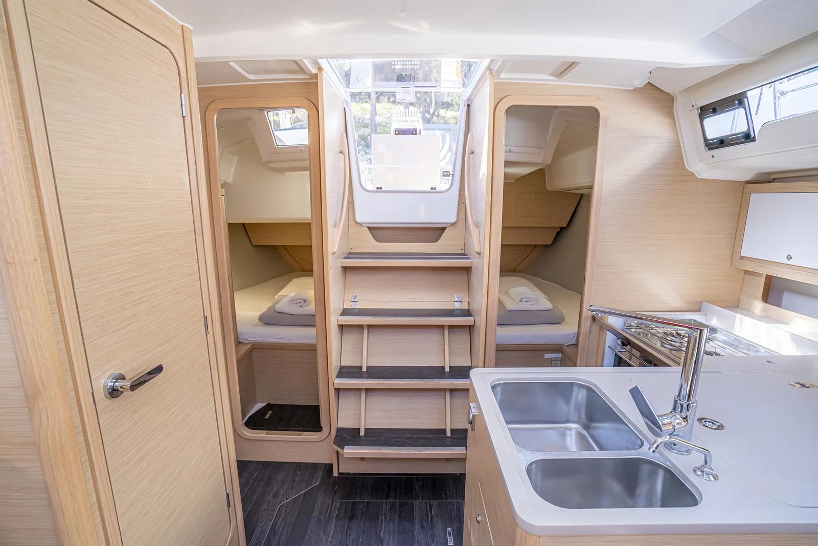 Yacht DUFOUR 37 - First Laugh - Foto 1