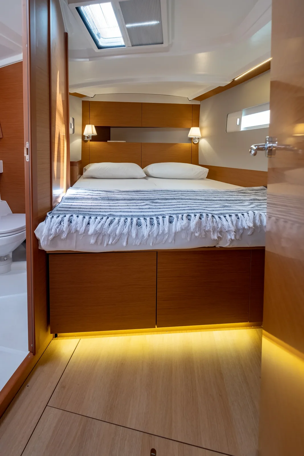 Yacht JEANNEAU Sun Odyssey 410 - Elcano - Foto 8