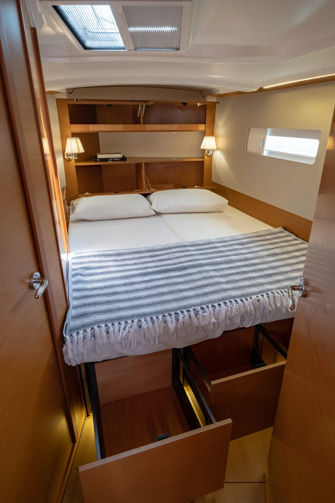 Yacht JEANNEAU Sun Odyssey 410 - Elcano - Foto 17