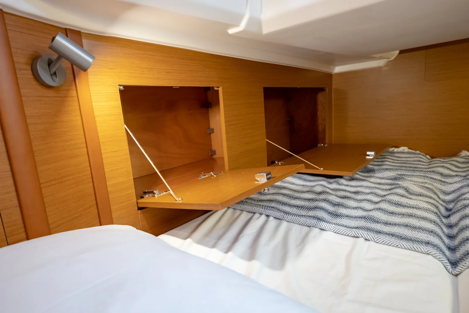 Yacht JEANNEAU Sun Odyssey 410 - Elcano - Foto 37