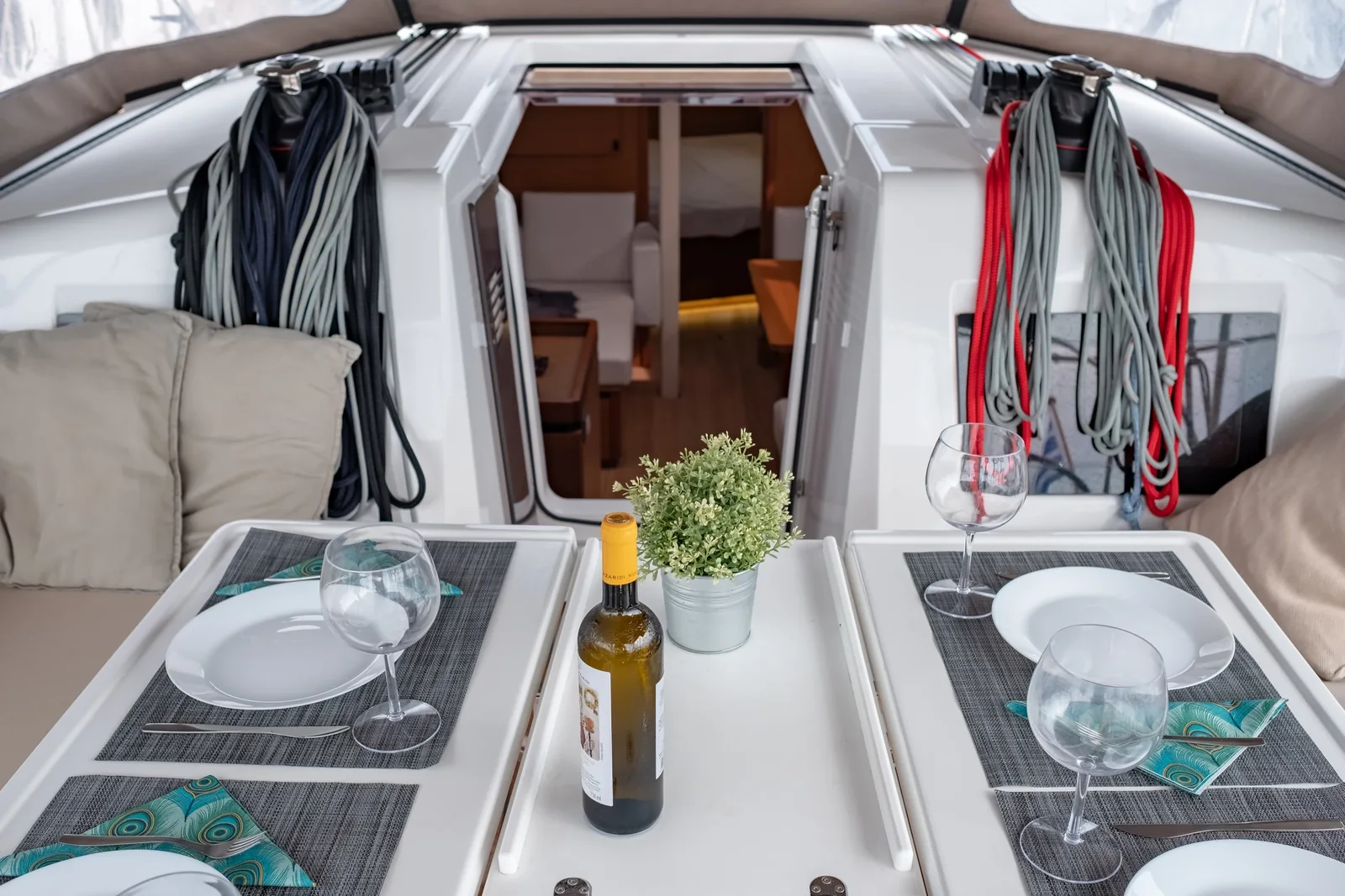 Yacht JEANNEAU Sun Odyssey 410 - Elcano - Foto 53