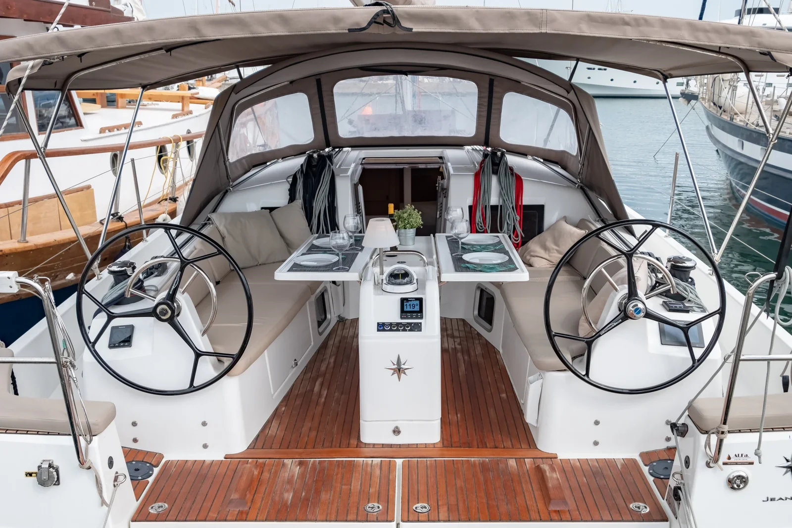 Yacht JEANNEAU Sun Odyssey 410 - Elcano - Foto 55