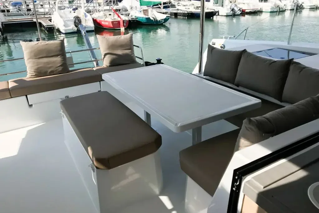 Yacht FOUNTAINE PAJOT Astrea 42 - Wave - Foto 1