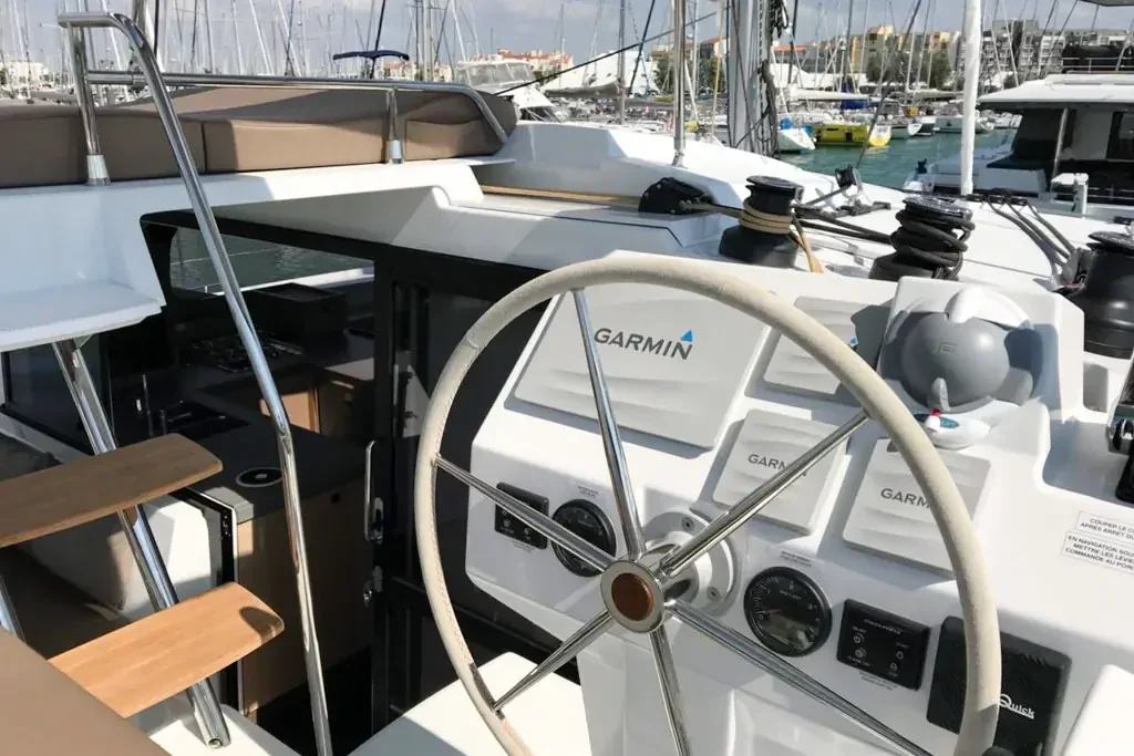 Yacht FOUNTAINE PAJOT Astrea 42 - Wave - Foto 1