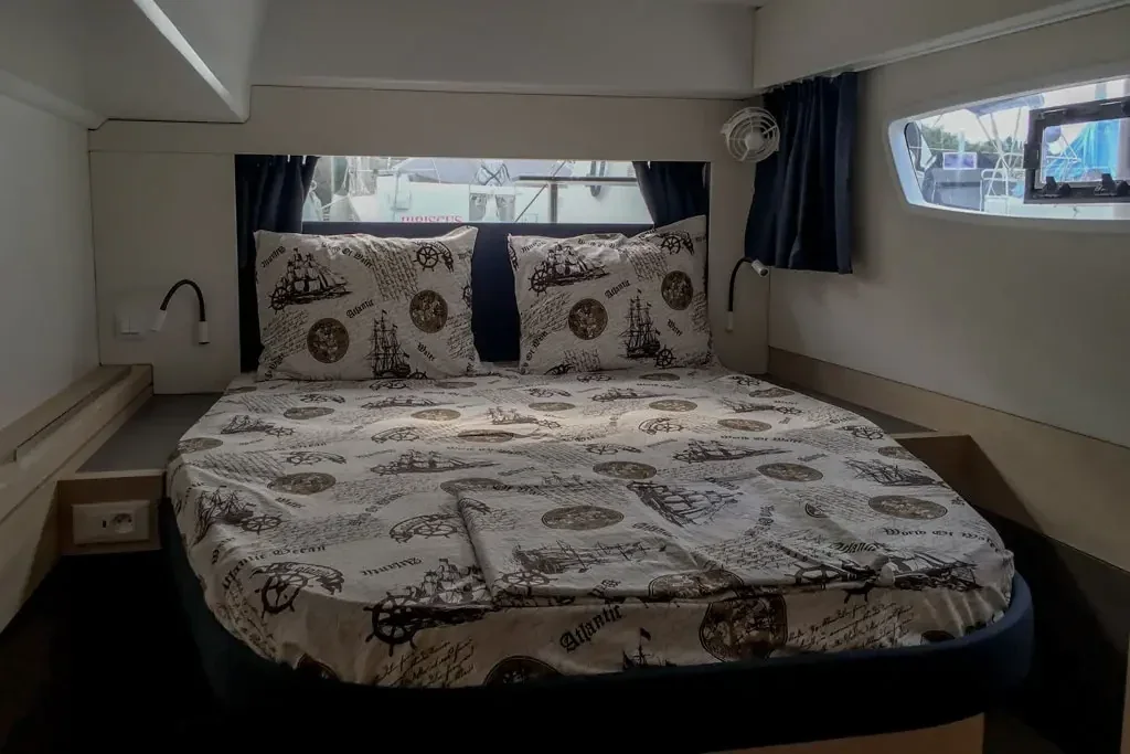 Yacht FOUNTAINE PAJOT Astrea 42 - Wave - Foto 1
