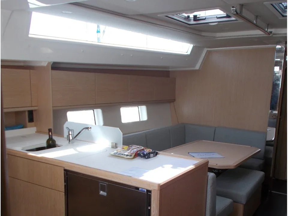 Yacht BAVARIA C45 - Lush Life
