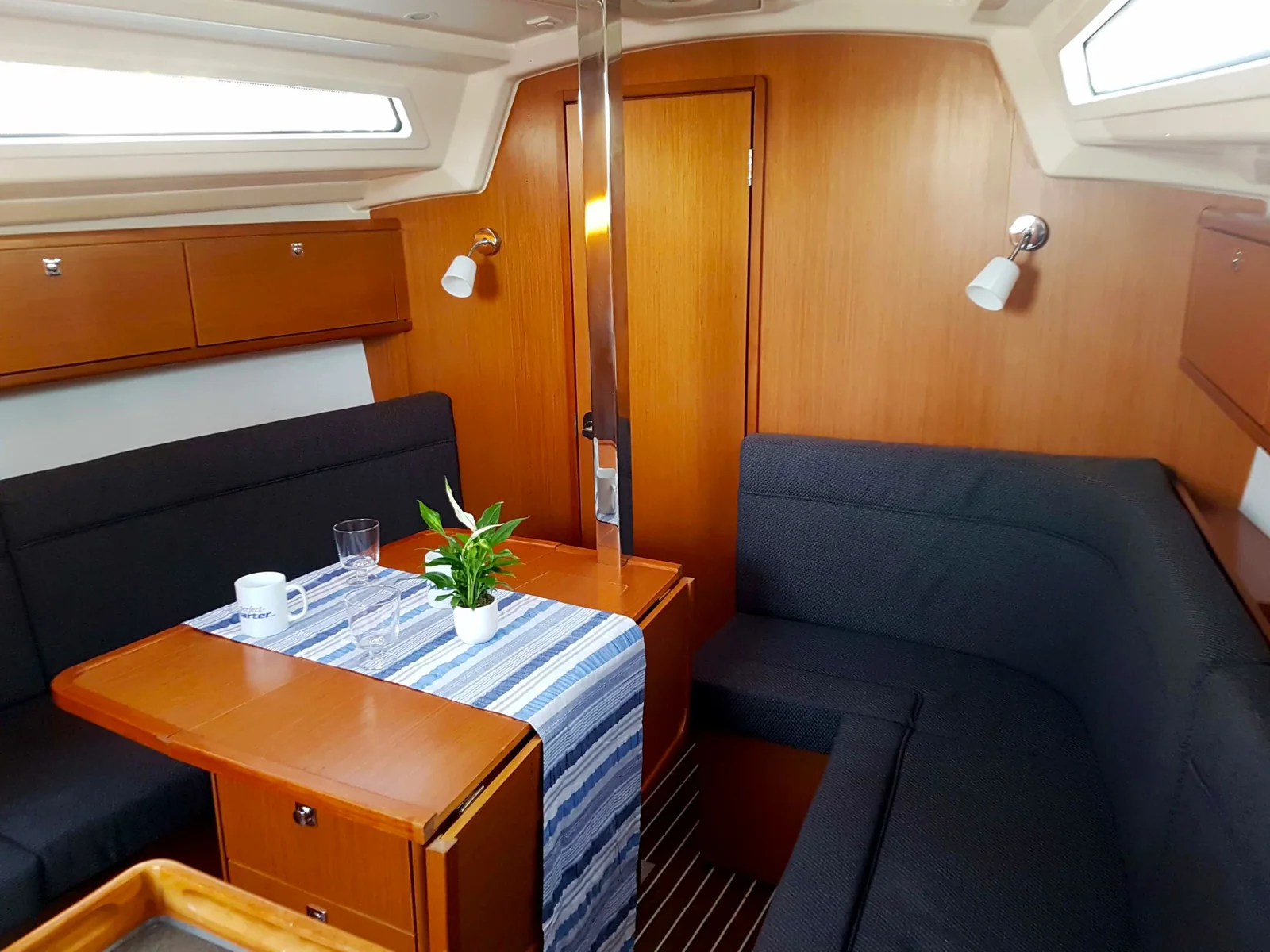 Yacht BAVARIA Cruiser 34 - Theia - Foto 1