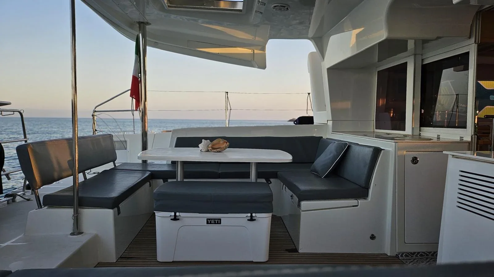 Yacht LAGOON 450 F - Corona Borealis - Foto 1