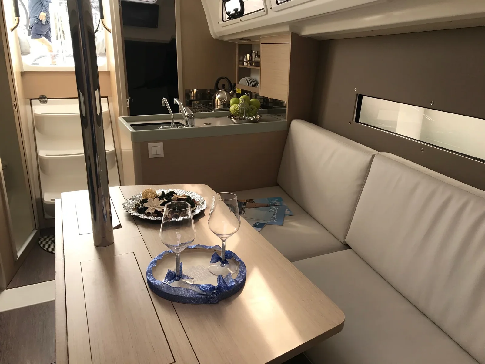 Yacht BENETEAU Oceanis 30.1 - Mimosa