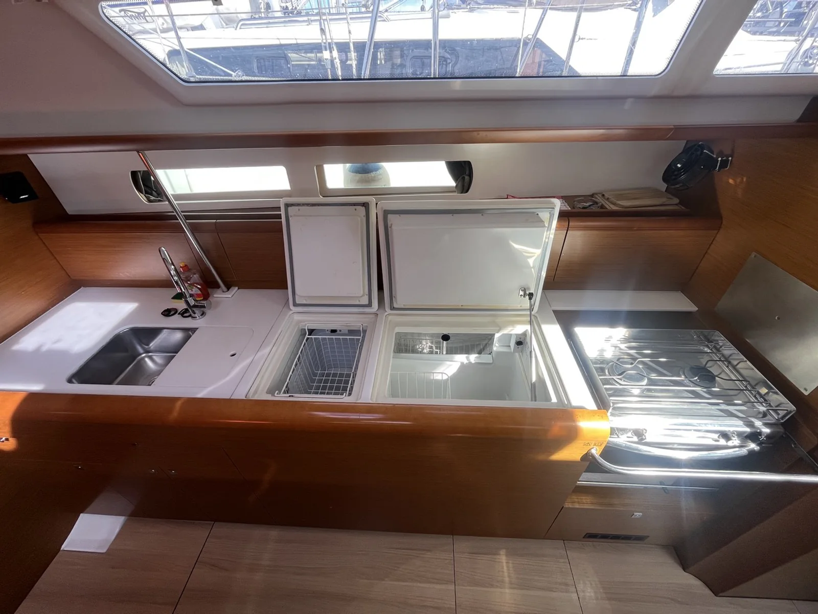 Yacht JEANNEAU Sun Odyssey 479 - Beluna - Foto 1
