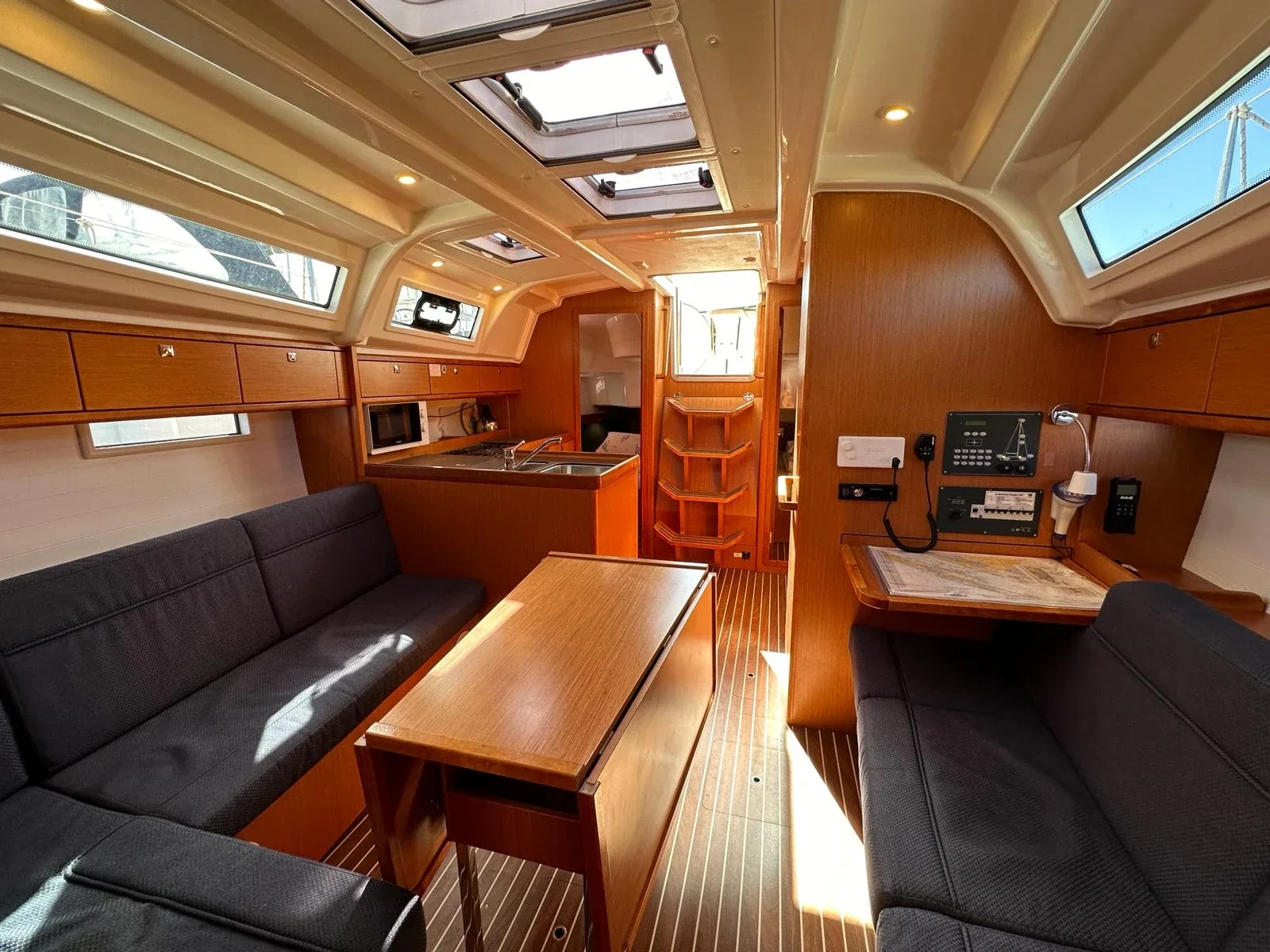 Yacht BAVARIA Cruiser 37 - Emerald - Foto 1