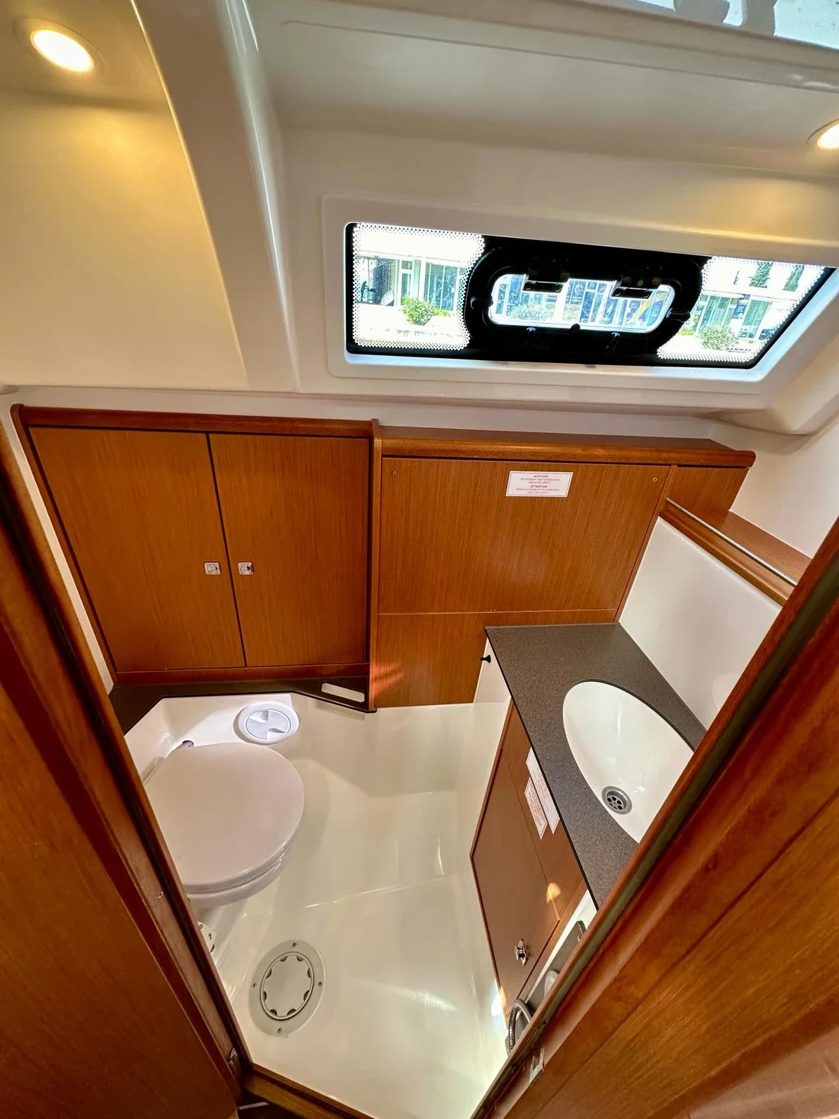 Yacht BAVARIA Cruiser 37 - Lahor - Foto 1