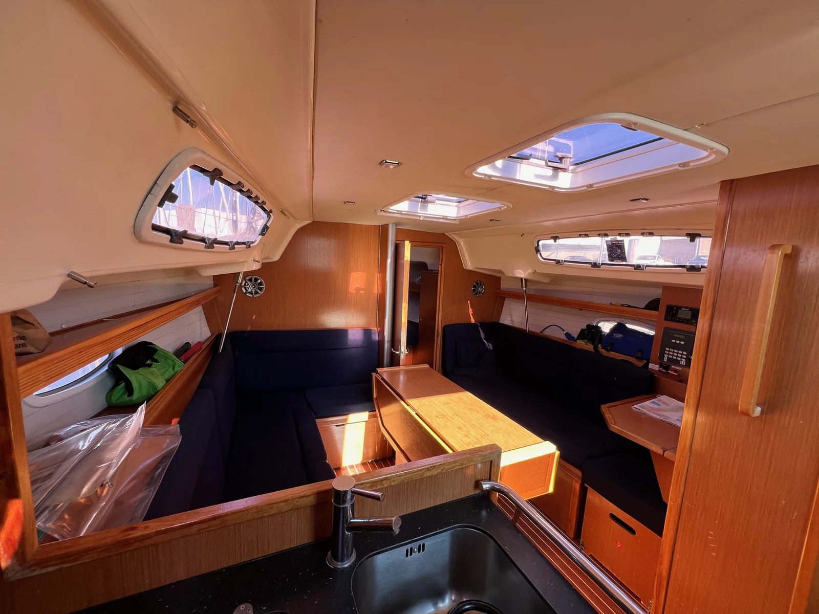 Yacht BAVARIA 35 Cruiser - Foto 1