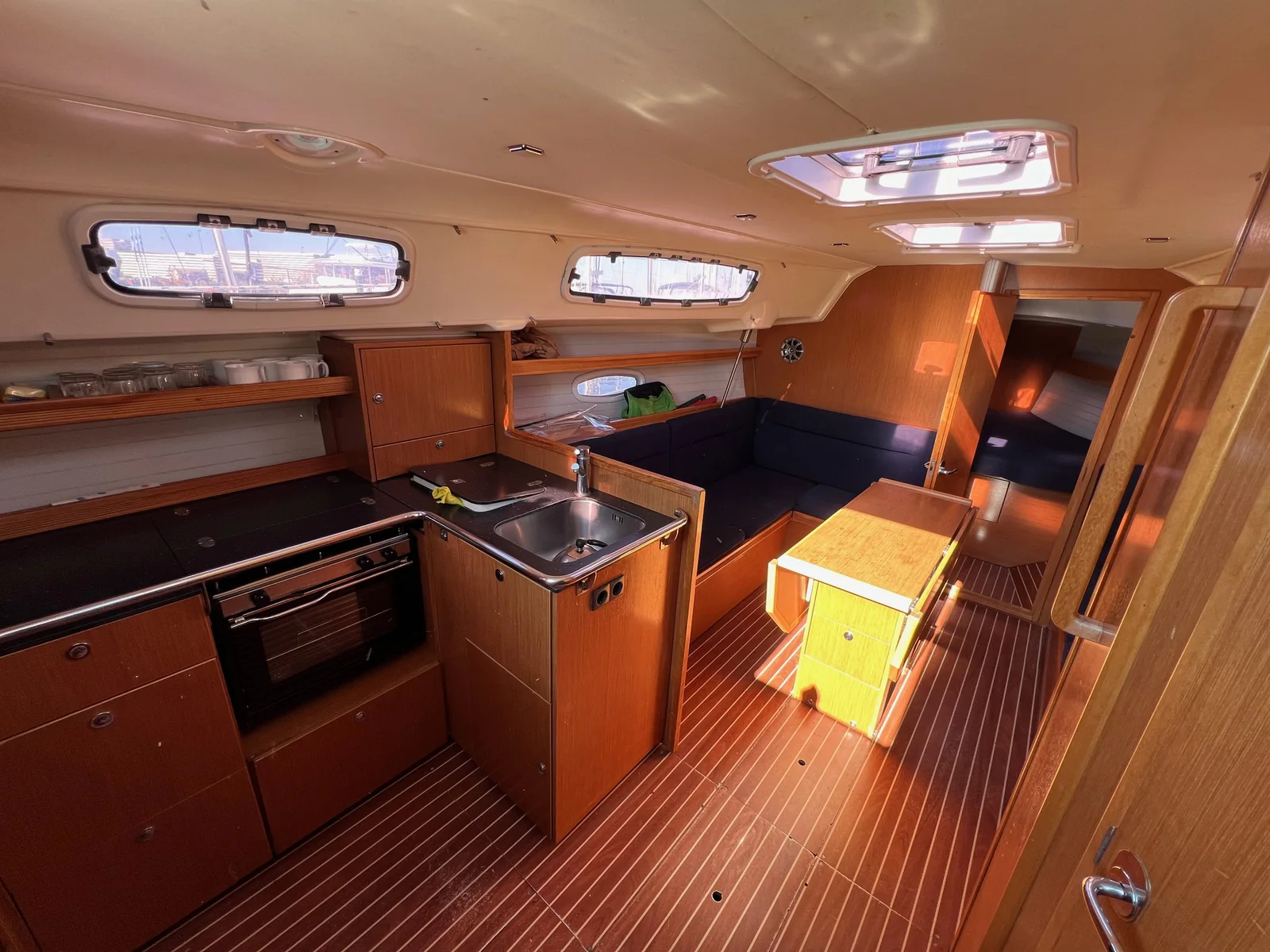 Yacht BAVARIA 35 Cruiser - Foto 1