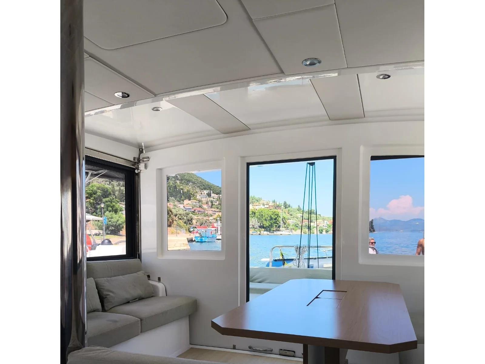 Yacht CATANA Bali Catspace - Timeless - Foto 1