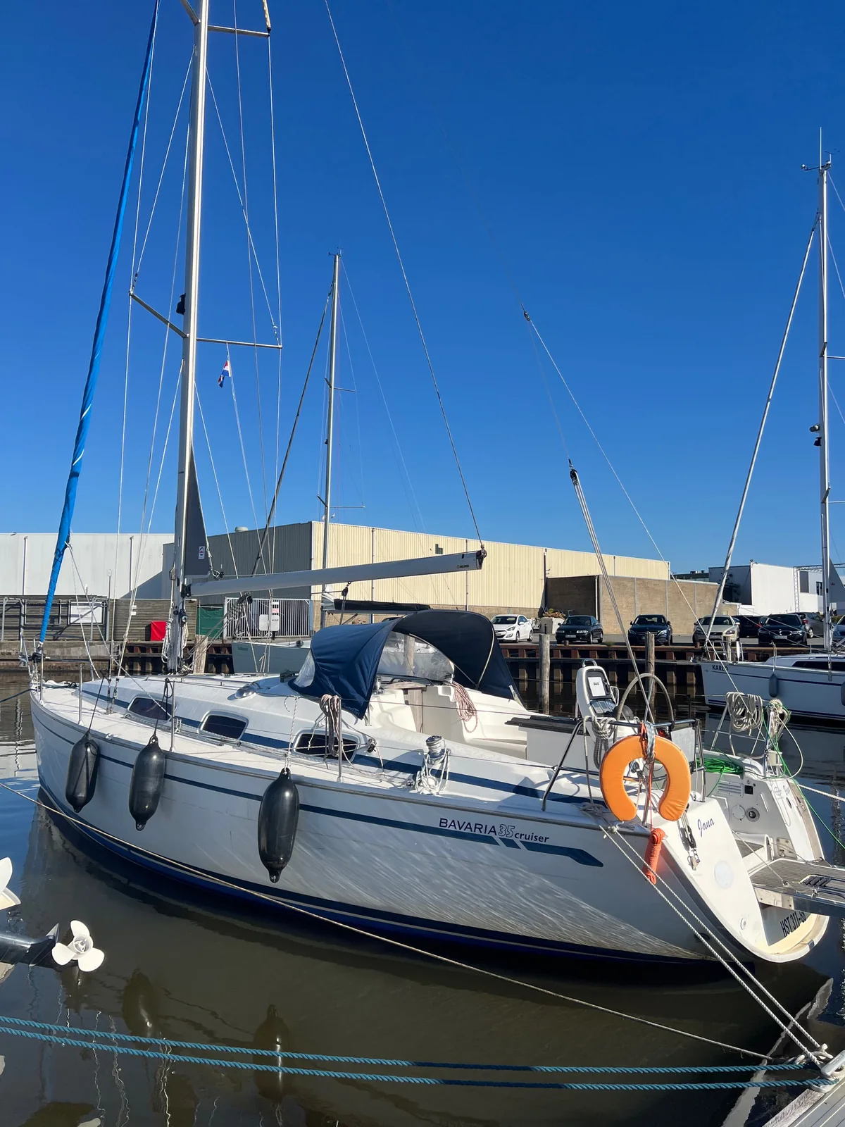 Yacht BAVARIA 35 Cruiser - Foto 1