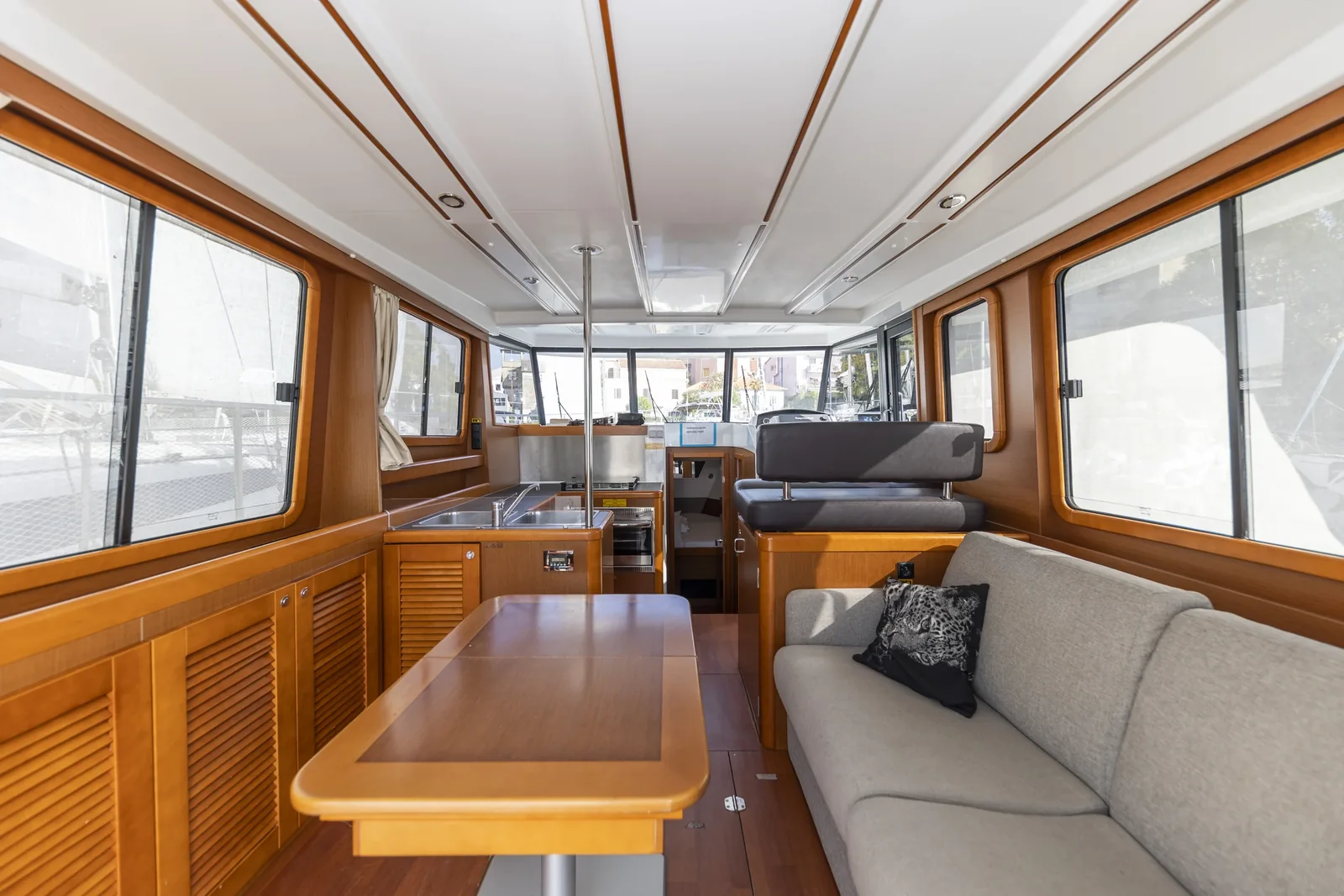 Yacht BENETEAU Swift Trawler 34 fly - Blue Sky - Foto 1