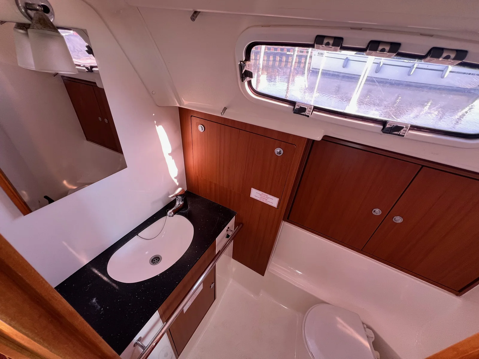 Yacht BAVARIA 35 Cruiser - Foto 1