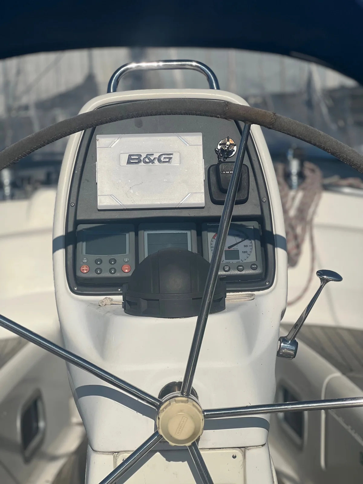 Yacht BAVARIA 35 Cruiser - Foto 1