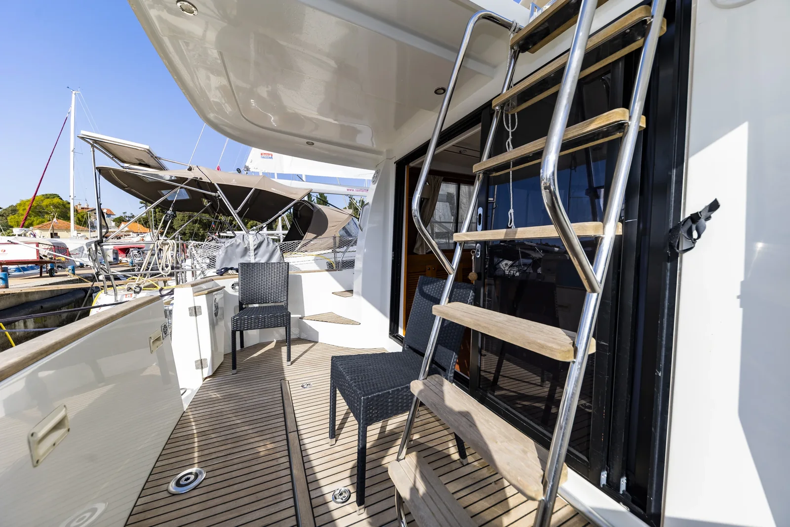 Yacht BENETEAU Swift Trawler 34 fly - Blue Sky - Foto 1