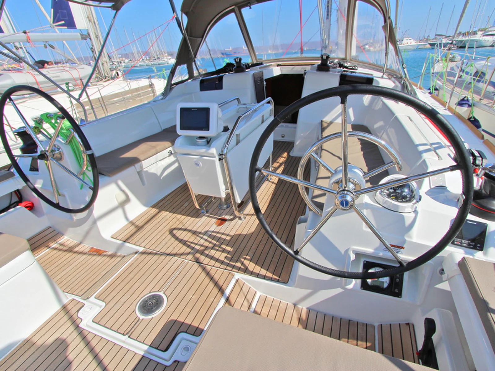 Yacht JEANNEAU Sun Odyssey 449 - Gaia - Foto 1
