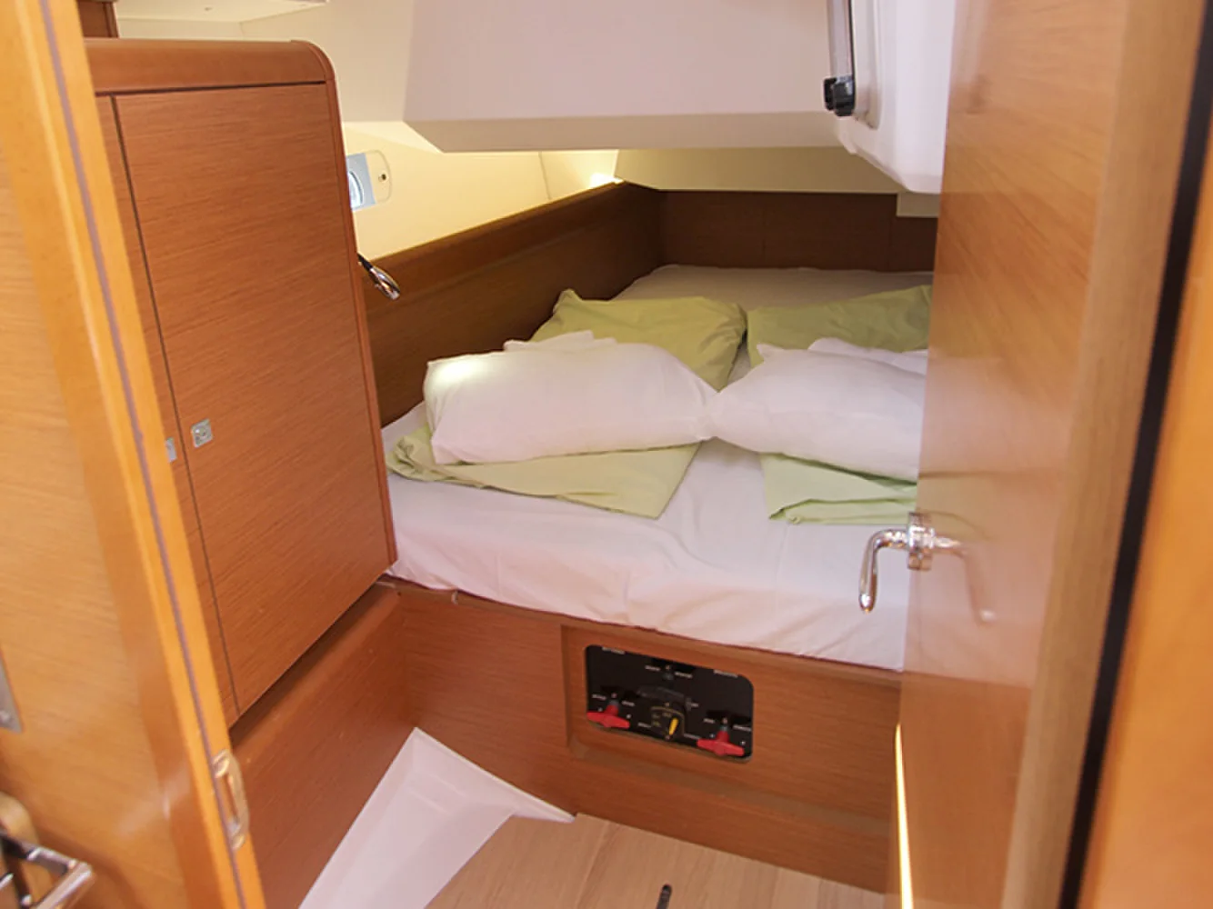 Yacht JEANNEAU Sun Odyssey 449 - Gaia - Foto 1