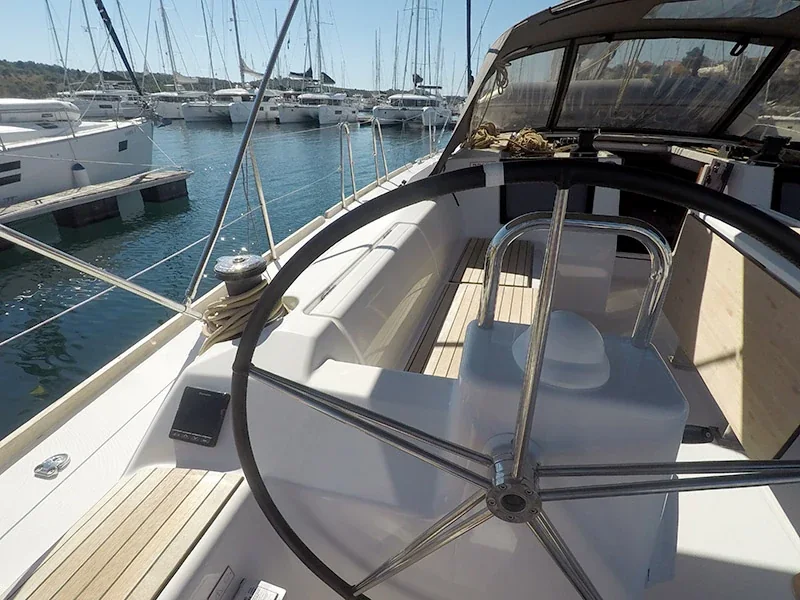 Yacht DUFOUR 460 Grand Large - Petra - Foto 1