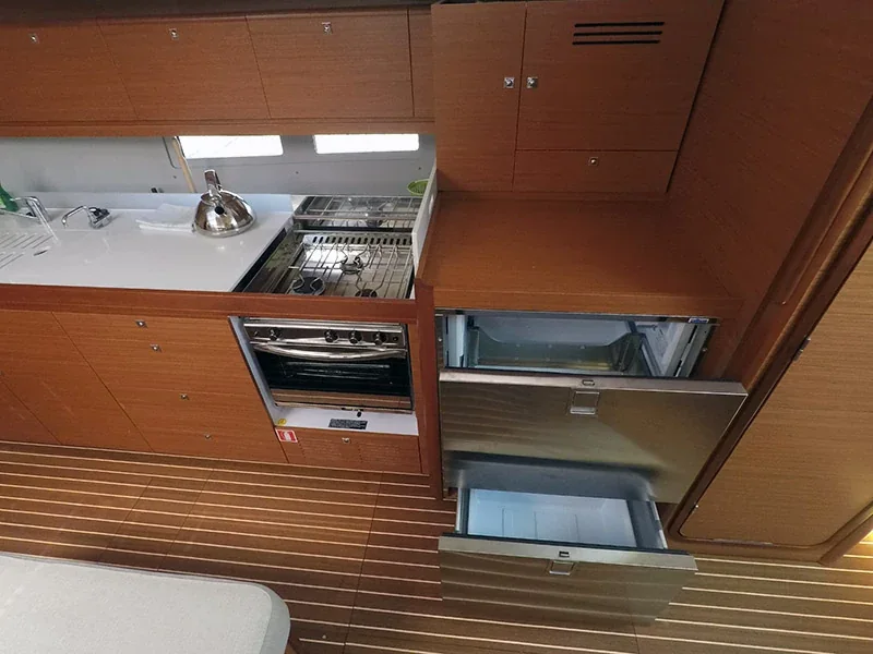 Yacht DUFOUR 460 Grand Large - Petra - Foto 1