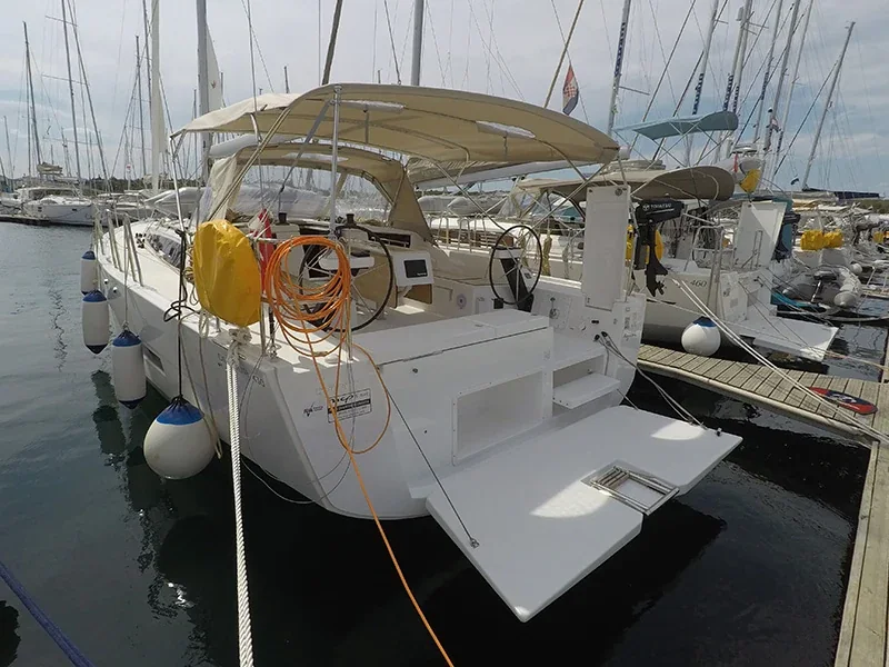 Yacht DUFOUR 430 Grand Large - Magdalena - Foto 1