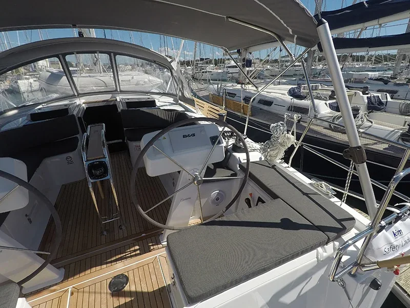 Yacht HANSE 458 - Podatok Too - Foto 1