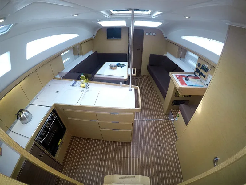 Yacht ELAN 444 Impression - Marta X - Foto 8