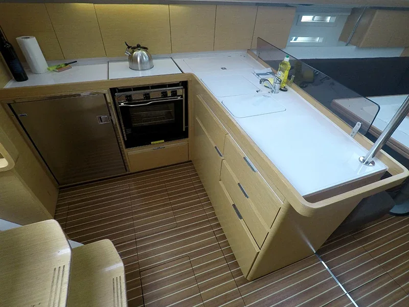 Yacht ELAN 444 Impression - Marta X - Foto 9
