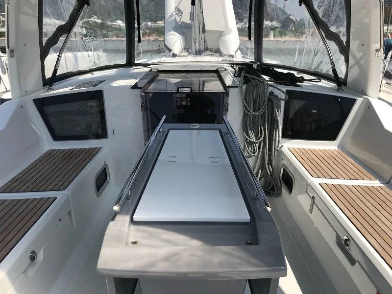 Yacht BENETEAU Oceanis 41.1 - Vera - Foto 1