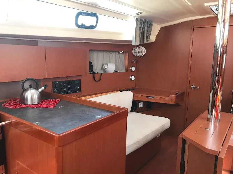 Yacht BENETEAU Oceanis 41.1 - Vera - Foto 1