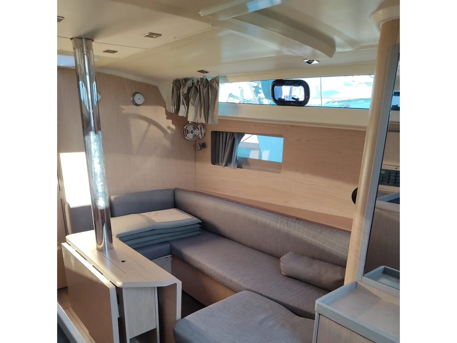 Yacht BENETEAU Oceanis 41.1 - Nina - Foto 1