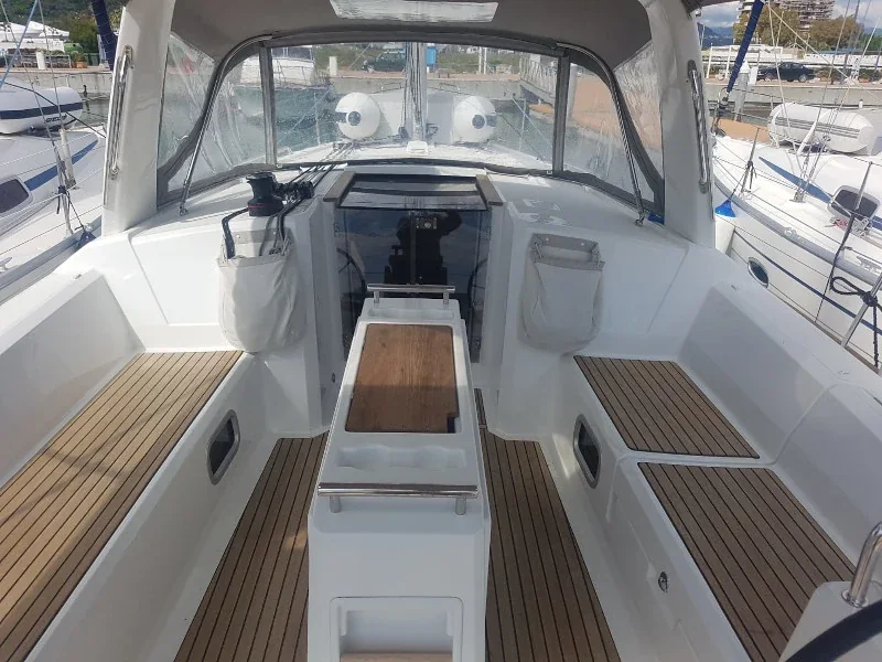Yacht BENETEAU Oceanis 38.1 - Matilde - Foto 1