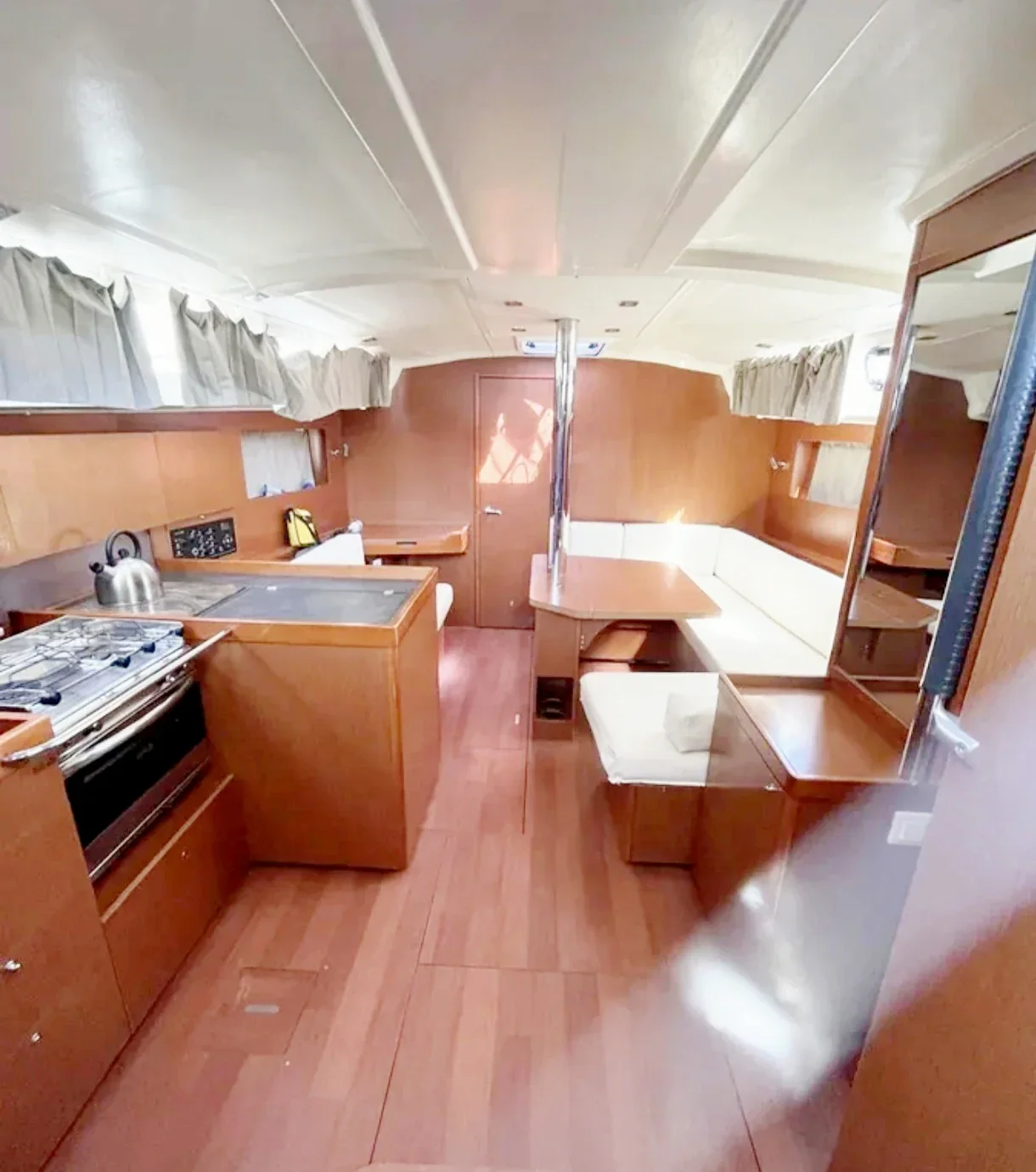 Yacht BENETEAU Oceanis 41.1 - Black Lion - Foto 1