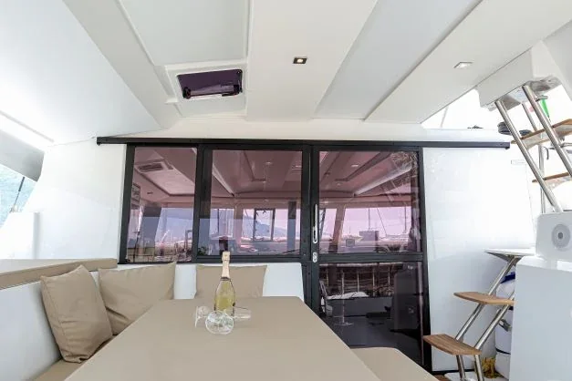 Yacht FOUNTAINE PAJOT Astrea 42 - Lalena - Foto 1