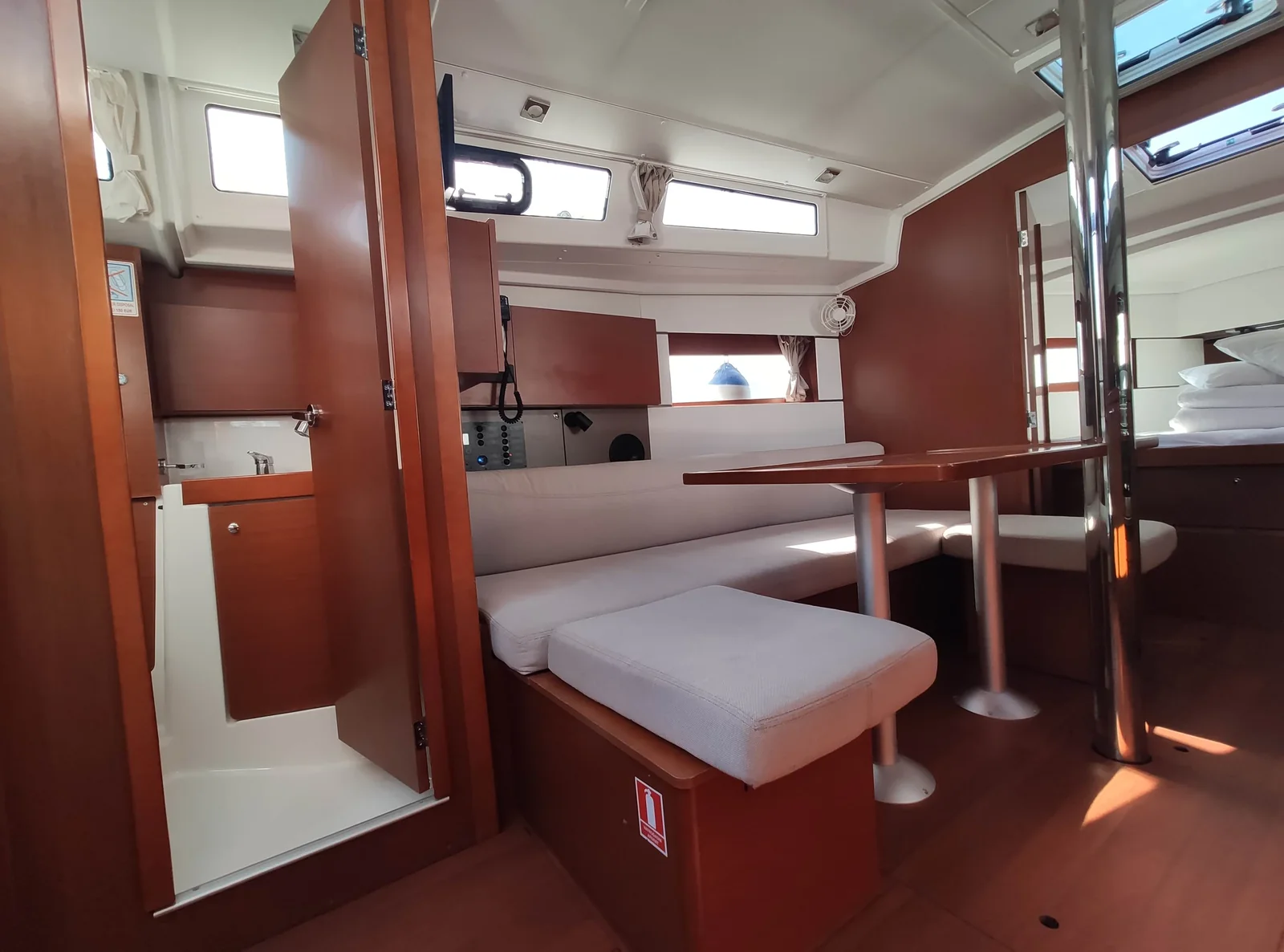 Yacht BENETEAU Oceanis 38.1 - Citrea - Foto 1
