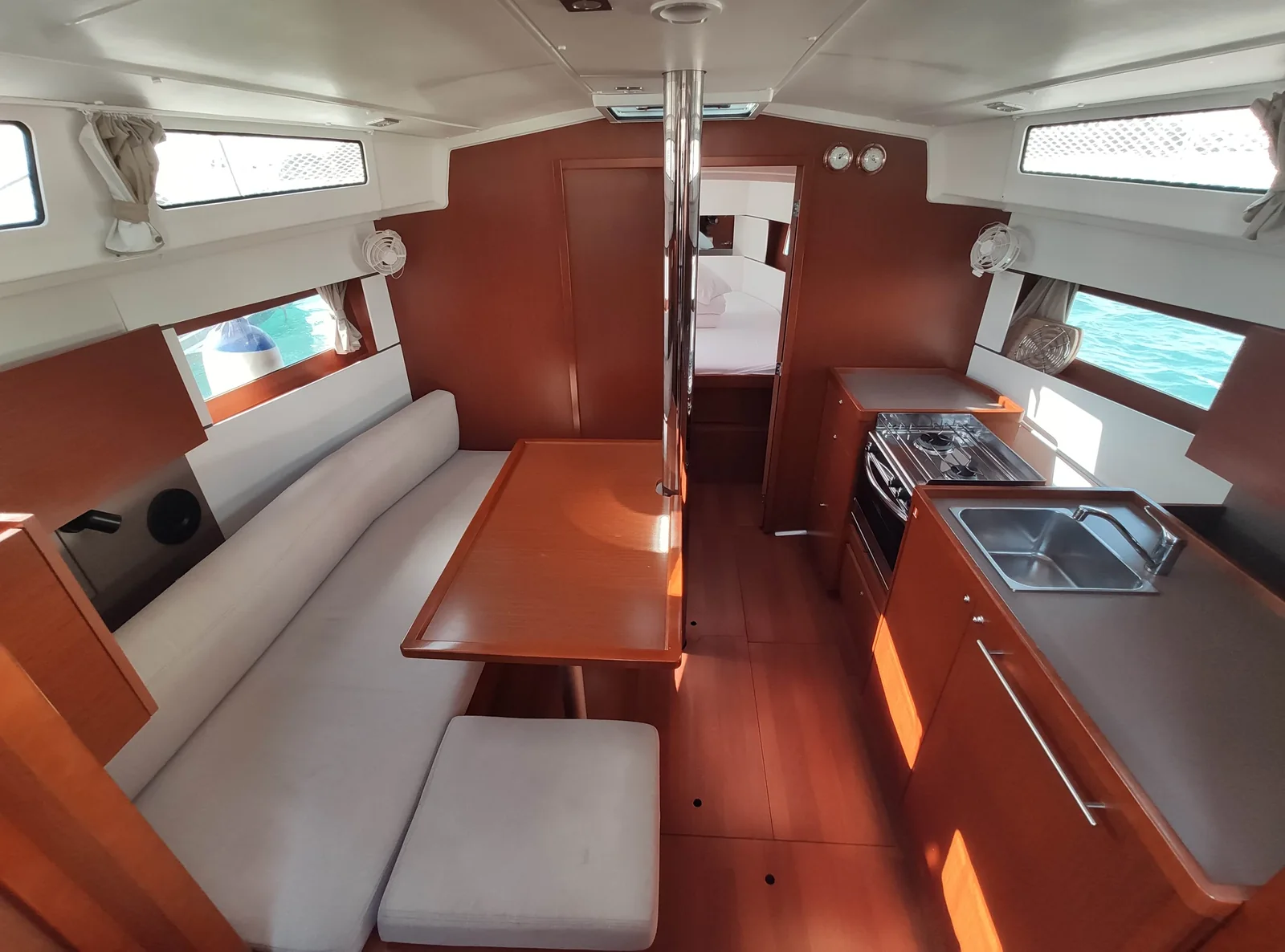 Yacht BENETEAU Oceanis 38.1 - Citrea - Foto 1