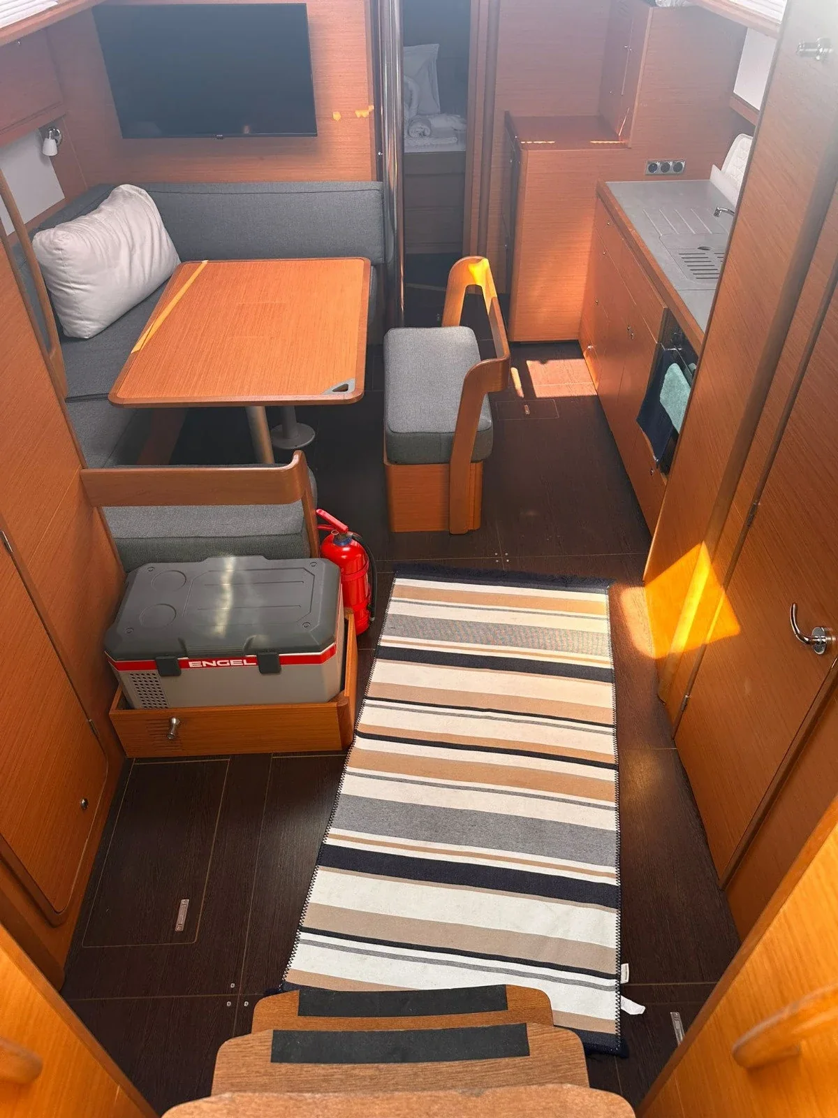 Yacht DUFOUR 430 Grand Large - Scarlet - Foto 1