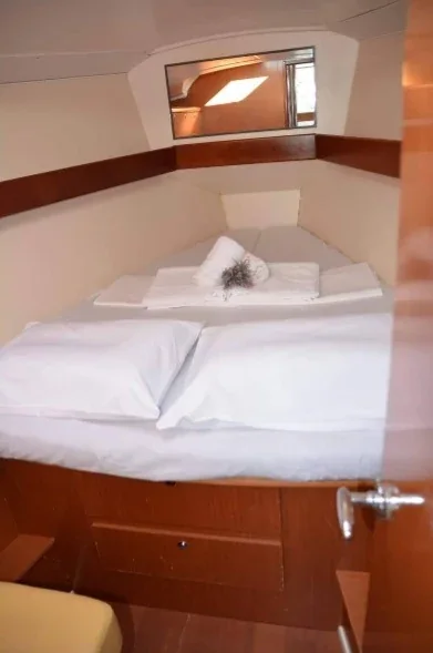 Yacht BENETEAU Oceanis 37 - Maria - Foto 1