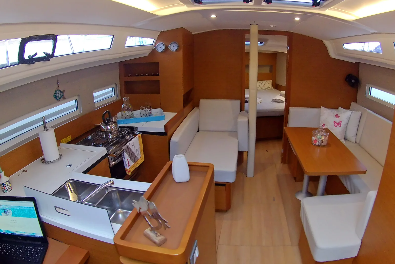 Yacht JEANNEAU Sun Odyssey 410 - Evelina - Foto 1