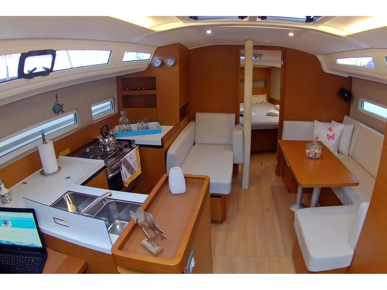 Yacht JEANNEAU Sun Odyssey 410 - Evelina - Foto 1