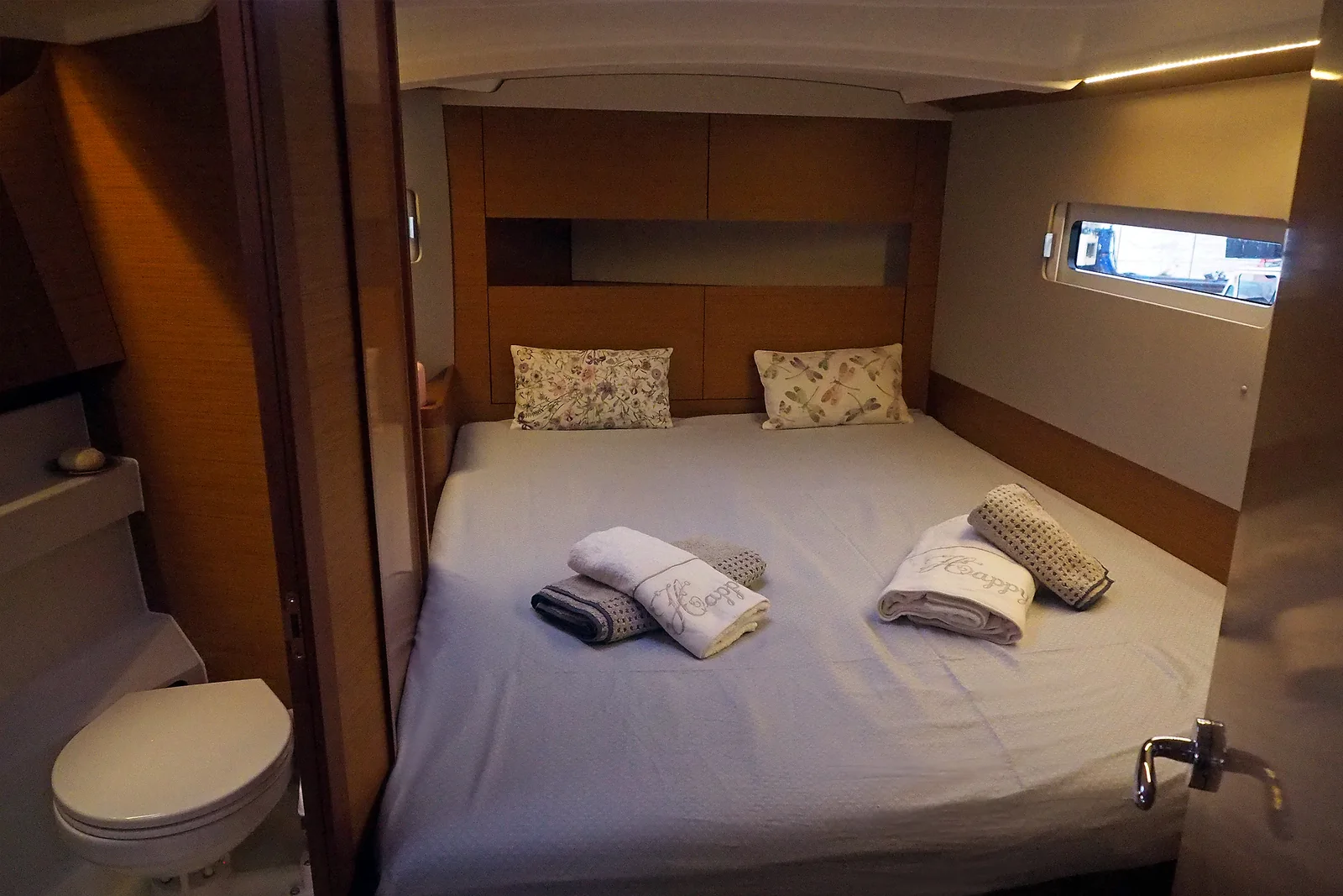 Yacht JEANNEAU Sun Odyssey 410 - Evelina - Foto 1