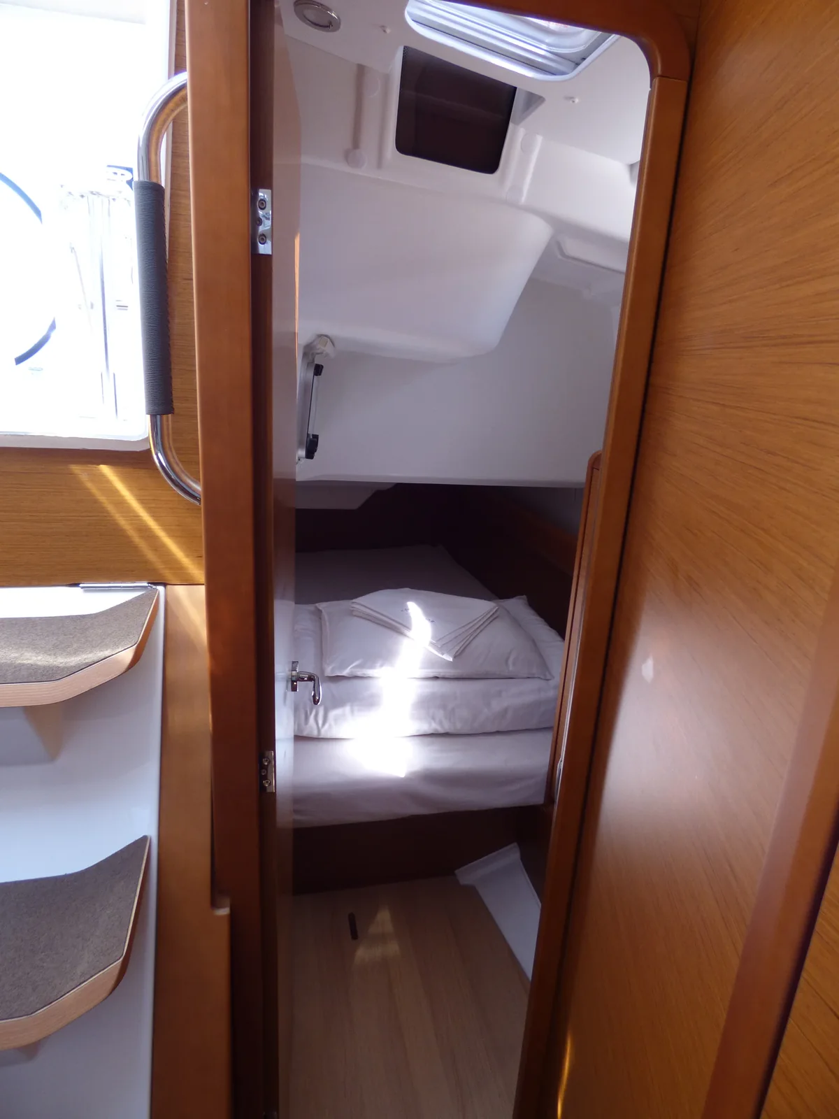 Yacht JEANNEAU Sun Odyssey 389 - Vacskamati - Foto 1