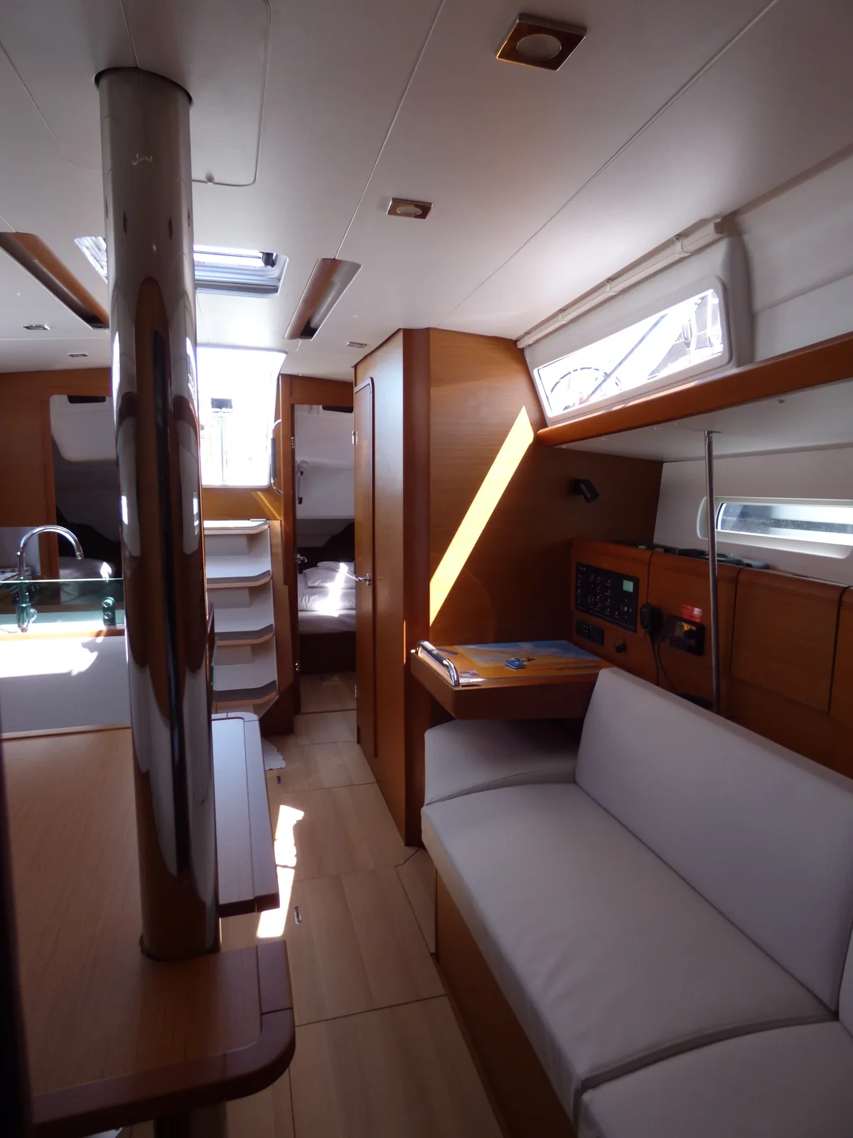 Yacht JEANNEAU Sun Odyssey 389 - Vacskamati - Foto 1